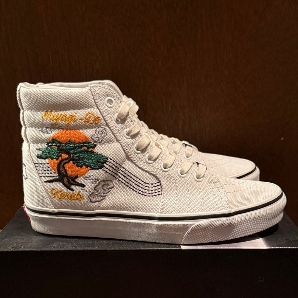 Vans Classic White Canvas High-Tops